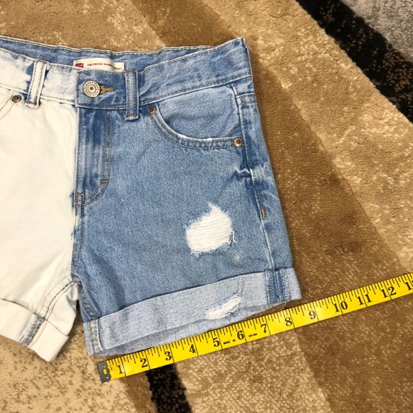 Youth Levi’s Denim Blue & White Shorts, Size 12reg - Picture 4 of 7